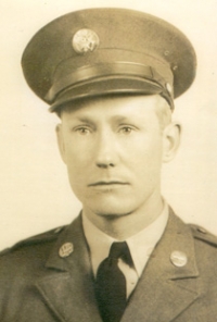 Cecil "Kicky" Charlesworth, WW II